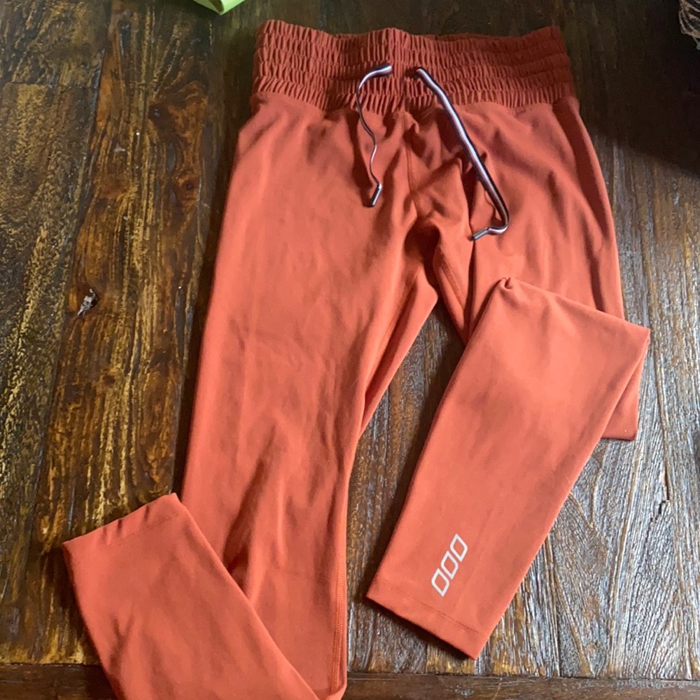 Lorna Jane pants